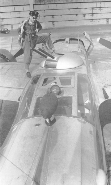 File:Gunners compartment.jpg